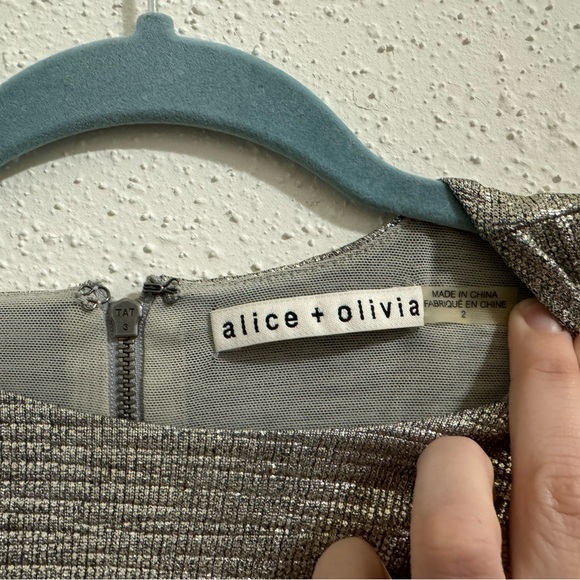 Alice + Olivia Delora Metallic Mini Dress Size 2 - Picture 6 of 8